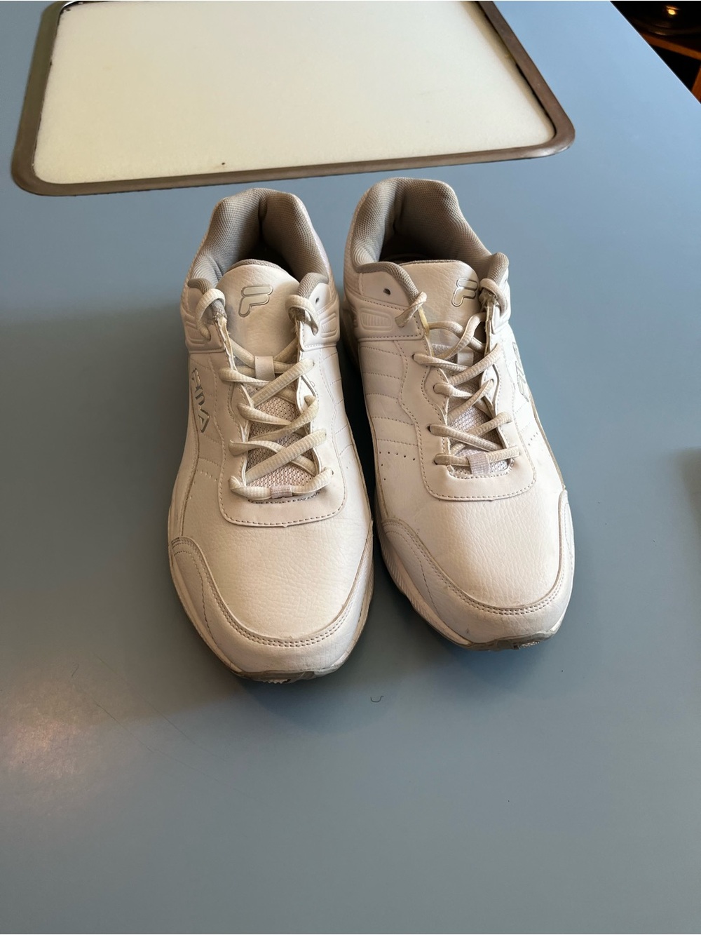 Fila Men's Off-White Leather Low-Top Sneakers